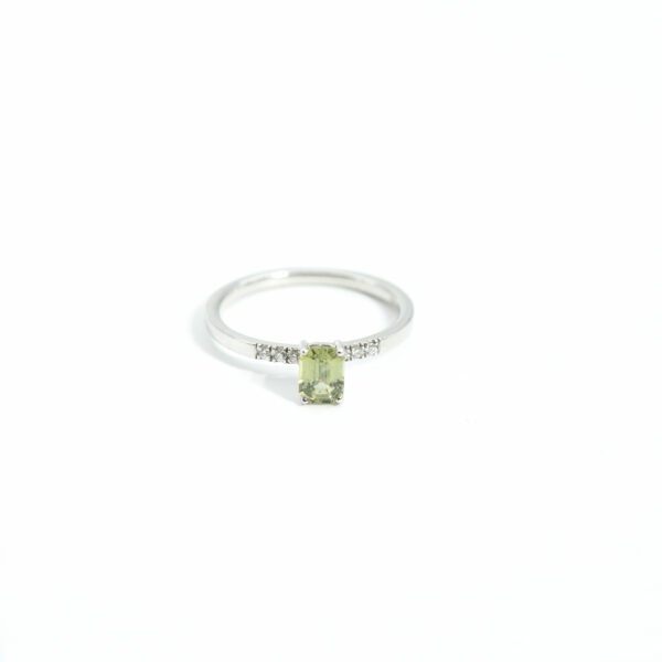 "AMIRAH Galilea" Green Sapphire with Diamond