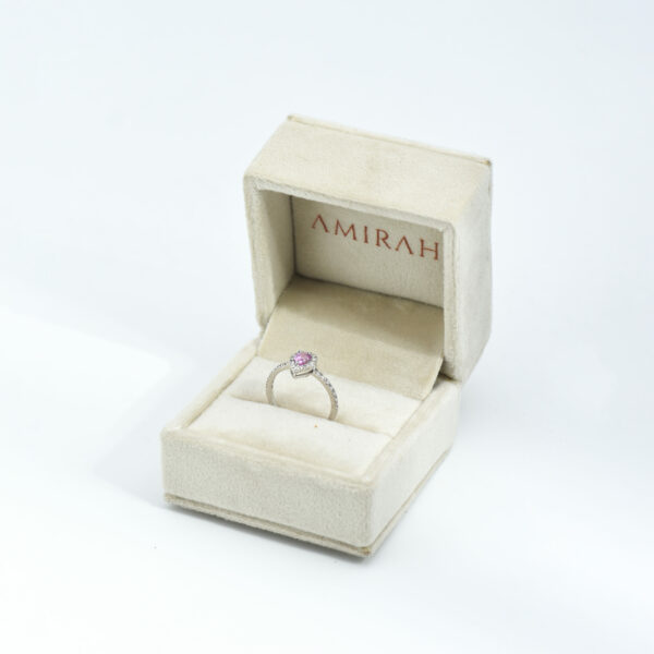 "Amirah Labyrinth" Pink Sapphire Ring - Image 3