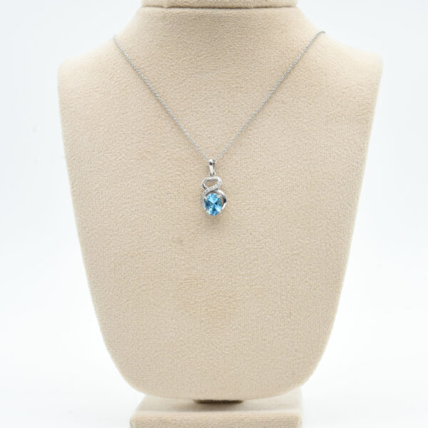 Topaz Floral Pendant