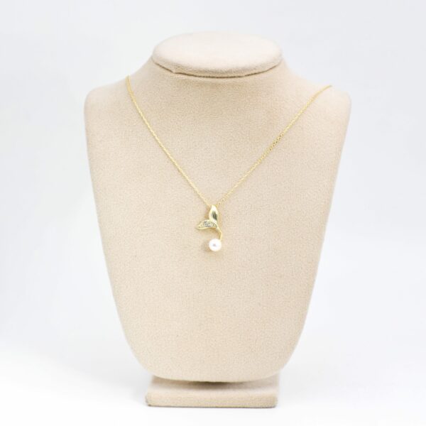 Honey Pearl Pendant