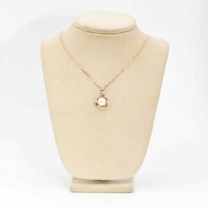 Pearl & Gleam Pendant