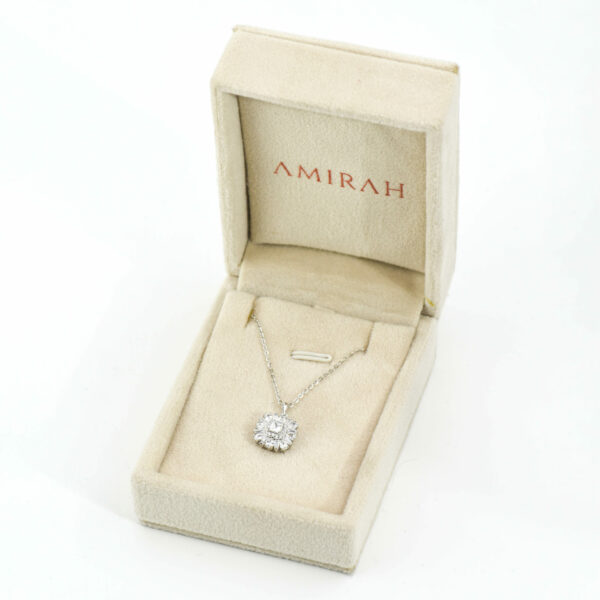 Crystal Kiss Pendant - Image 3