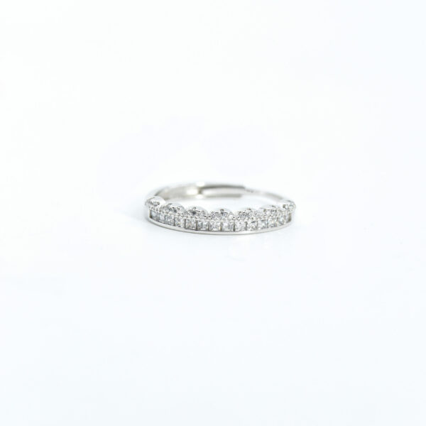Zircon Sparkle Ring