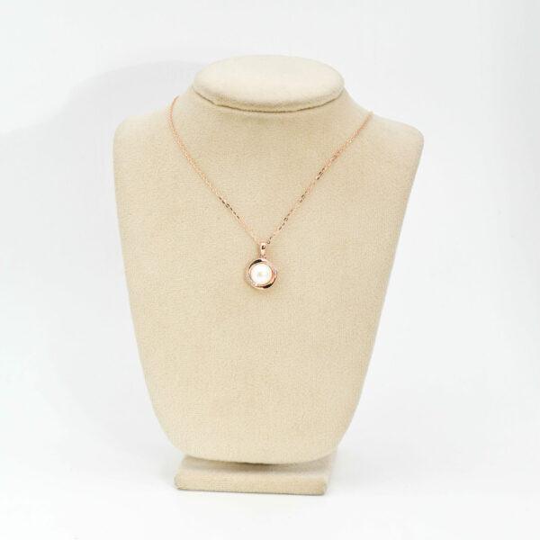 Radiant Pearl Pendant