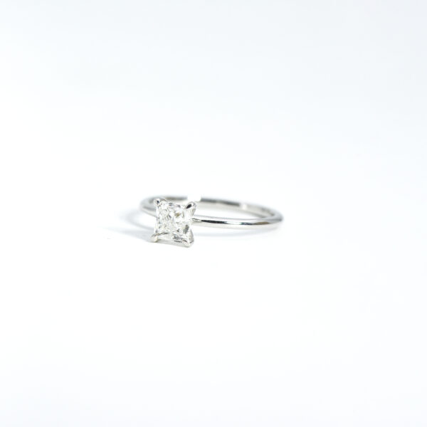 Queen’s Grace Diamond Ring - Image 2