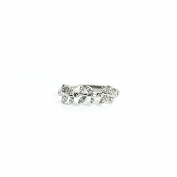 Whispering Leaf Ring