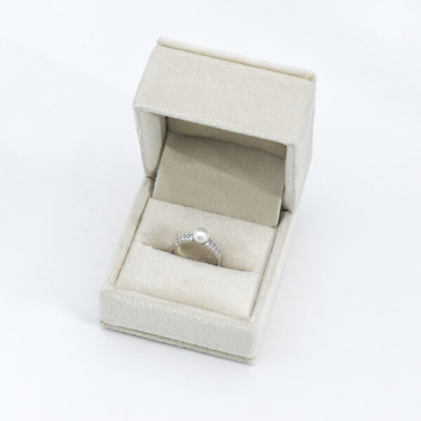 Pearlux Ring - Image 3
