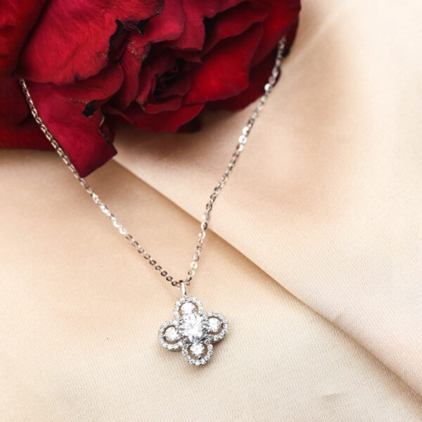 Sparkle Floral Pendant