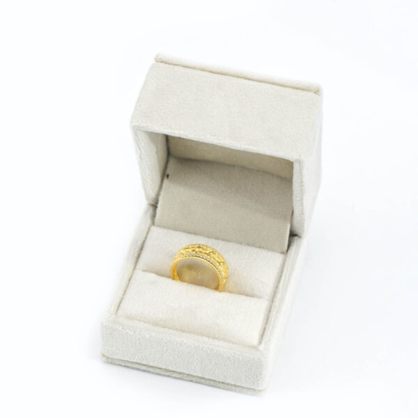 Golden Majesty Ring - Image 4