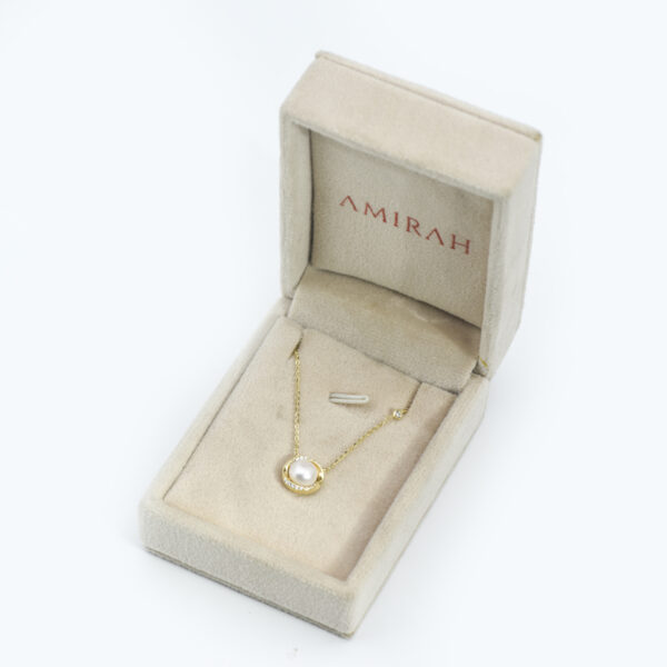 Pearl Luxe Pendant - Image 3
