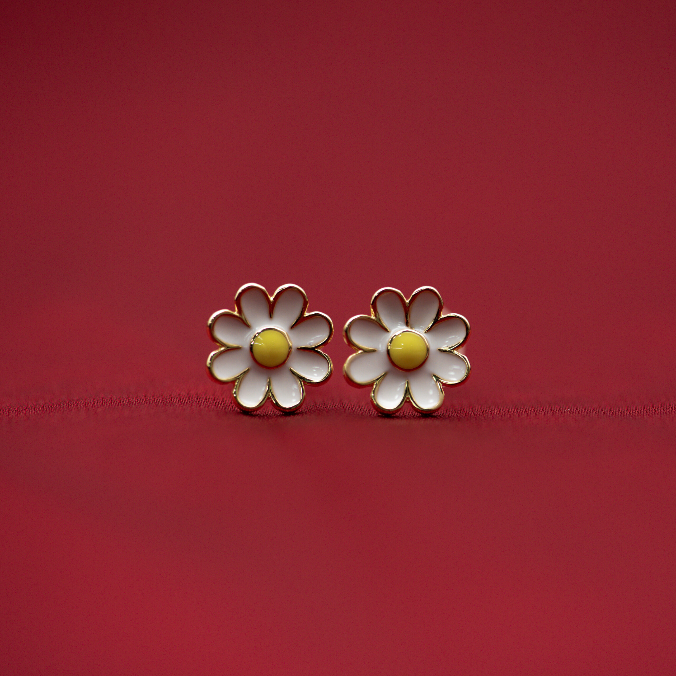 Golden Pearl Petal Earring