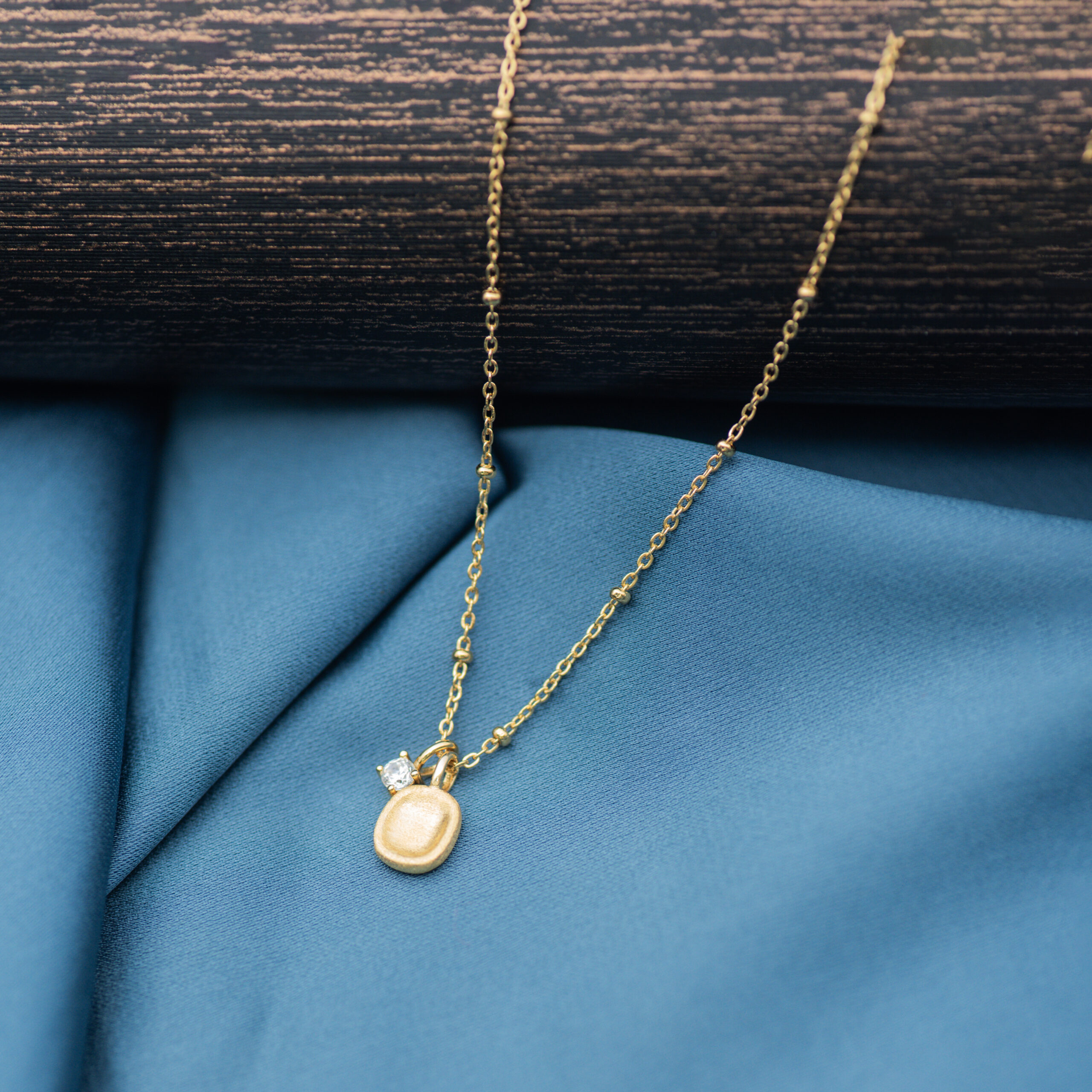 Dual Glow Elegance Pendant